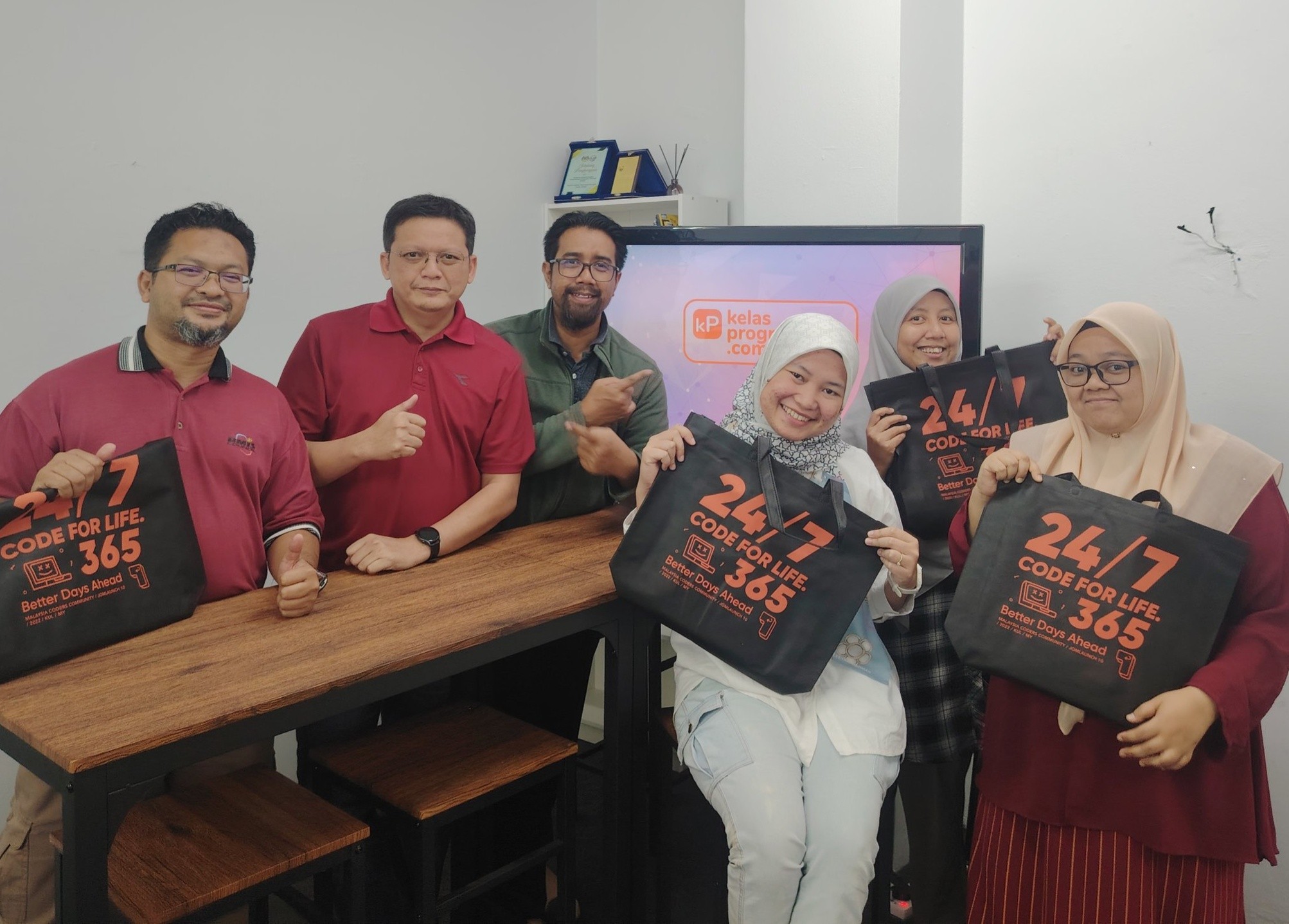 Git, Gitlab and CI/CD Deployment